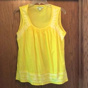 Banana Republic Sleeveless Top w/Detail Stitching